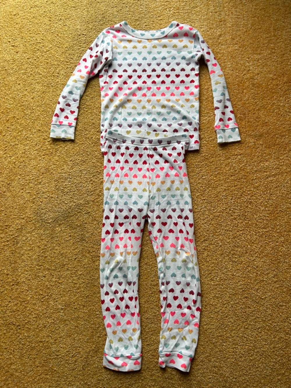 GAP Girls Heart-Print Pajama Set - White with Pink, Red, Gold, Blue, Gray Hearts
